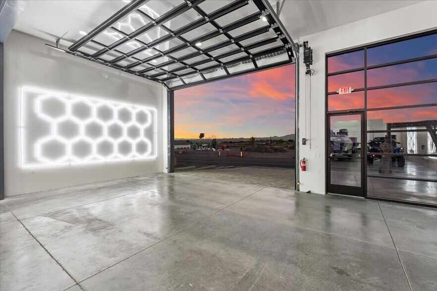 More Photos Of 3388 London Bridge rd, Lake Havasu City Industrial For Sale