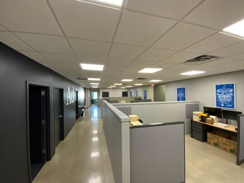 More Photos Of 3436-3500 Granite Cir, Toledo Medical For Lease