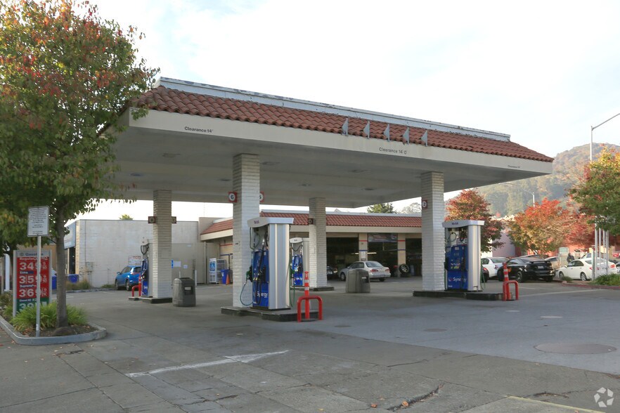 More Photos Of 820 2nd St, San Rafael Service Station For Sale