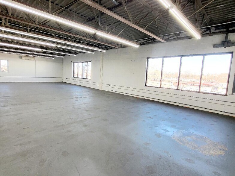 More Photos Of 8520 Foster Ave, Brooklyn Freestanding For Lease