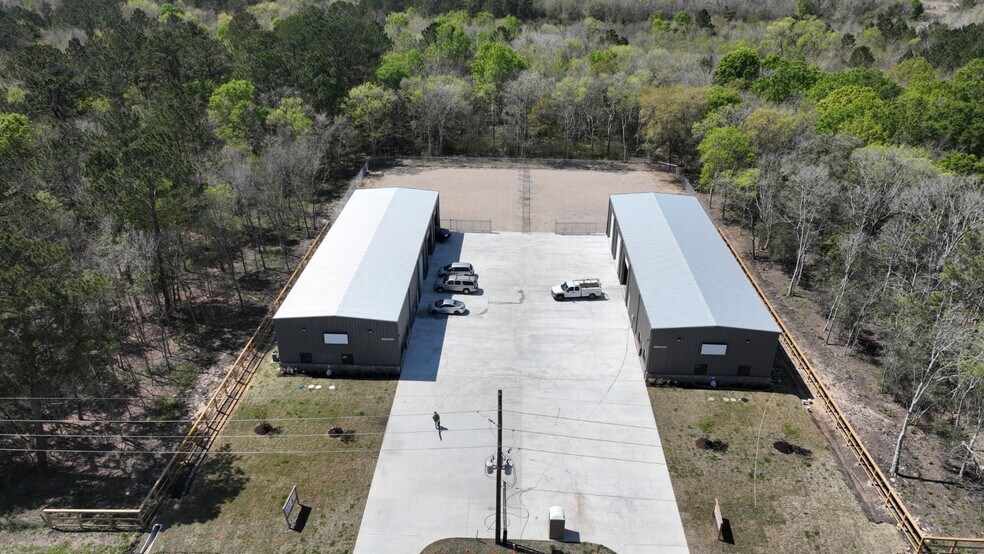 More Photos Of 4230 S Major Dr, Beaumont Warehouse For Lease