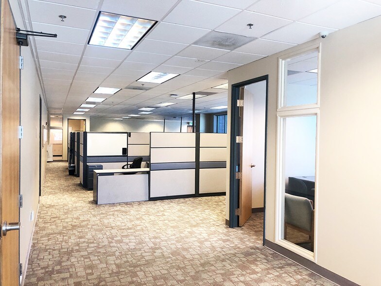 More Photos Of 361 Centennial Pky, Louisville Medical For Lease