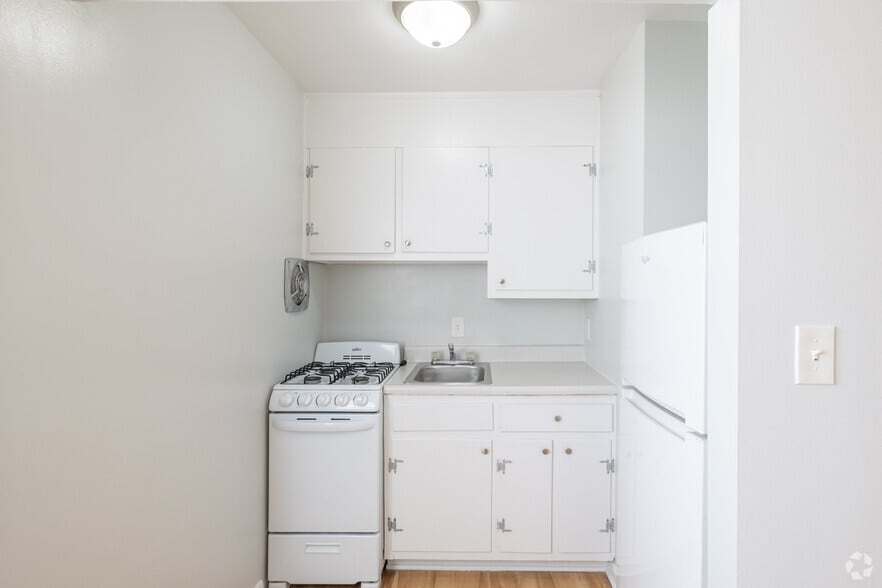 More Photos Of 707 Nottingham Rd, Baltimore Apartments For Sale