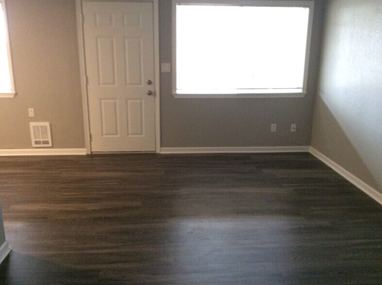 More Photos Of 304 E Barker St, Medical Lake Apartments For Sale