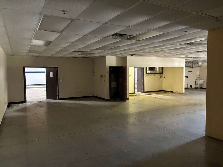 More Photos Of 2479 Station Dr, Stockton Warehouse For Lease