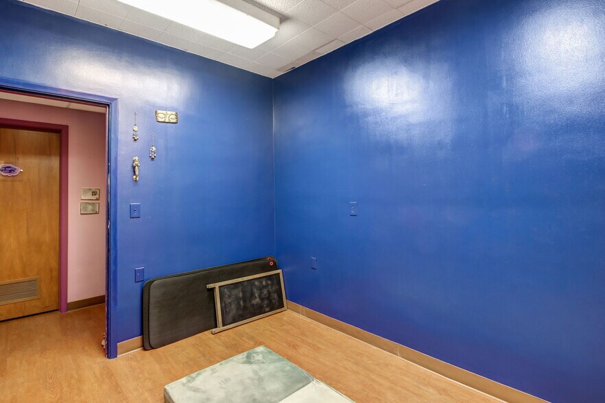 More Photos Of 1503 Oak St, Jacksonville Medical For Sale