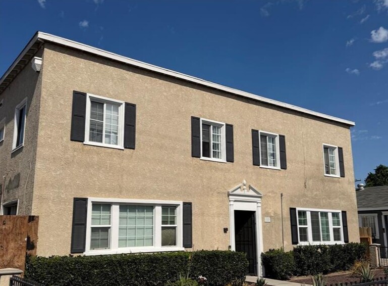 Primary Photo Of 1323 Walnut Ave, Long Beach Apartments For Sale