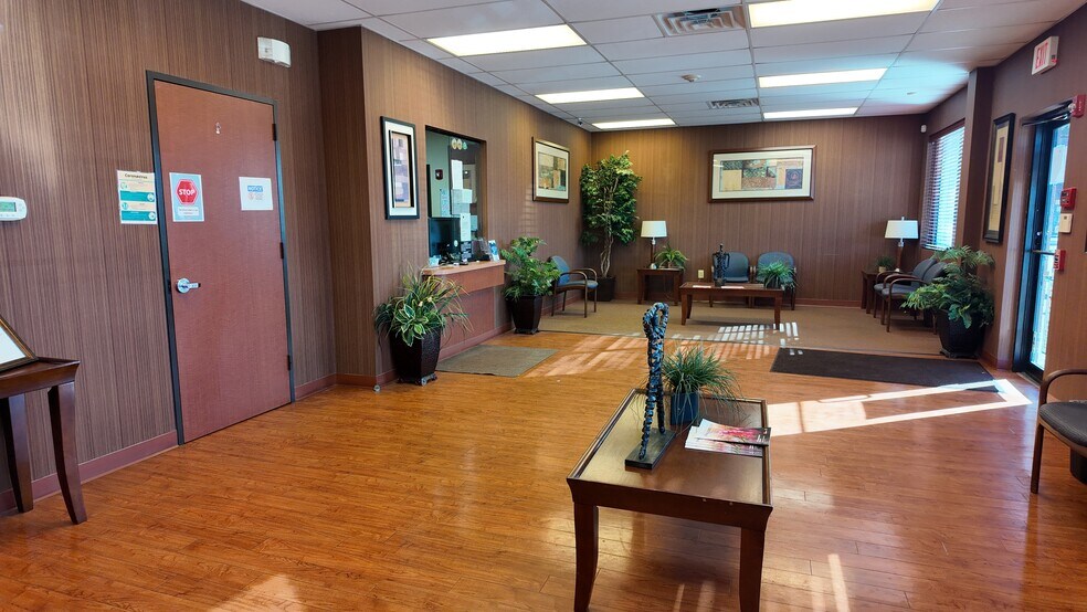 More Photos Of 2401 FM 646, Dickinson Medical For Sale