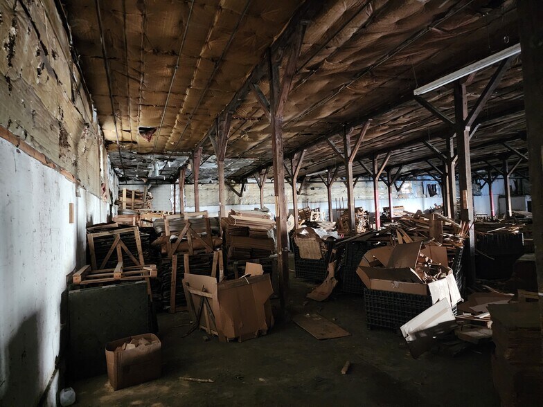 More Photos Of 801 Gold street St, Rocky Mount Industrial For Sale