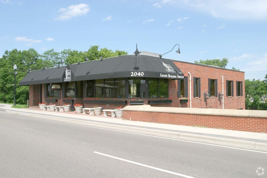 More Photos Of 2040 N Ferry St, Anoka Office For Sale