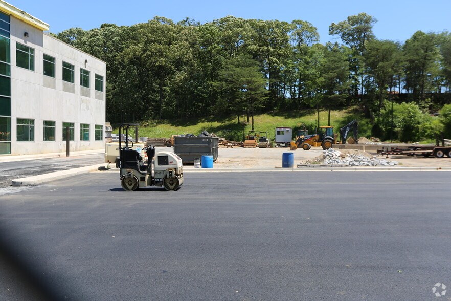 More Photos Of 7521 Jefferson Ave, Hyattsville Flex For Lease