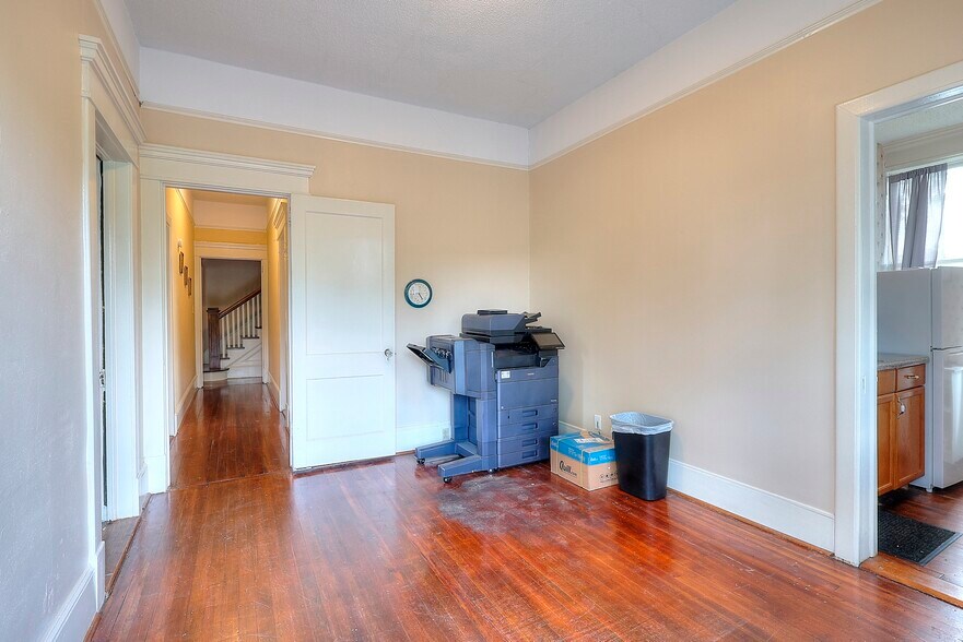 More Photos Of 338 N Broad St, Monroe Office Residential For Sale