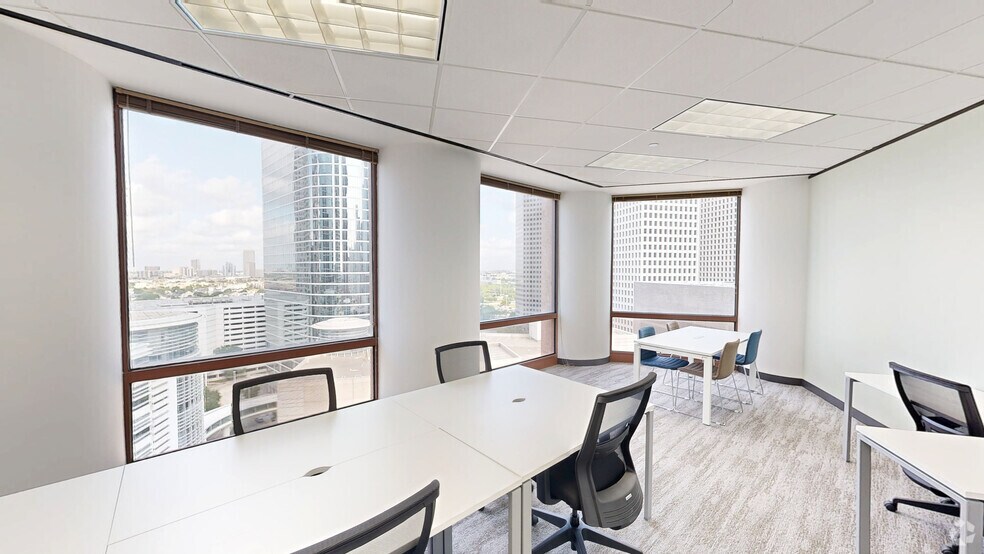More Photos Of 1415 Louisiana St, Houston Coworking Space
