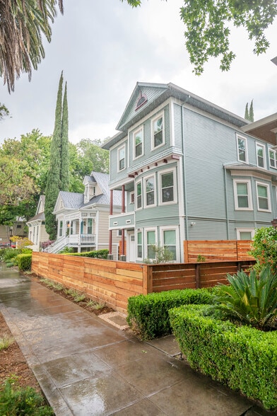 More Photos Of 2409 I St, Sacramento Apartments For Sale