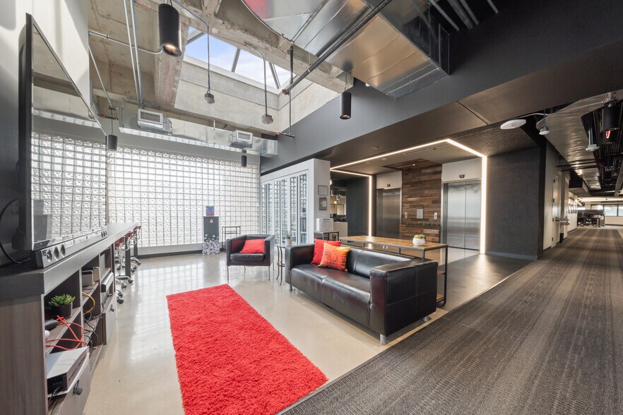 More Photos Of 7620 Guadalupe St, Austin Office For Lease