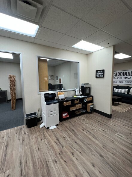 More Photos Of 3930 E Ray Rd, Phoenix Coworking Space