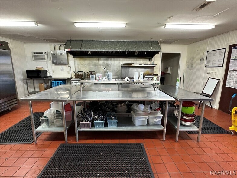 More Photos Of 2203 Highway 134, Kinston Restaurant For Sale