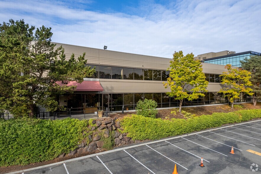 Primary Photo Of 12600 SE 38th St, Bellevue Office For Lease