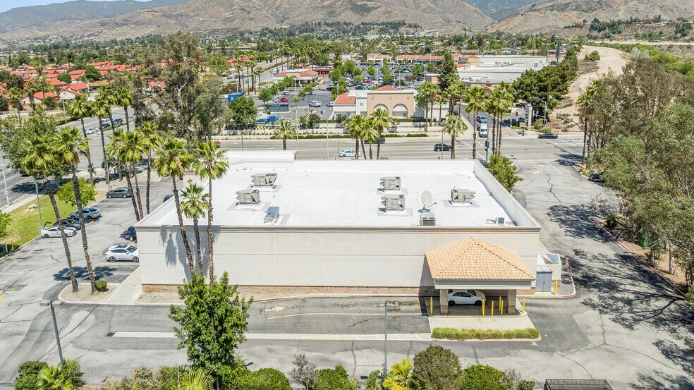 More Photos Of 27951 Baseline St, Highland Drugstore For Sale