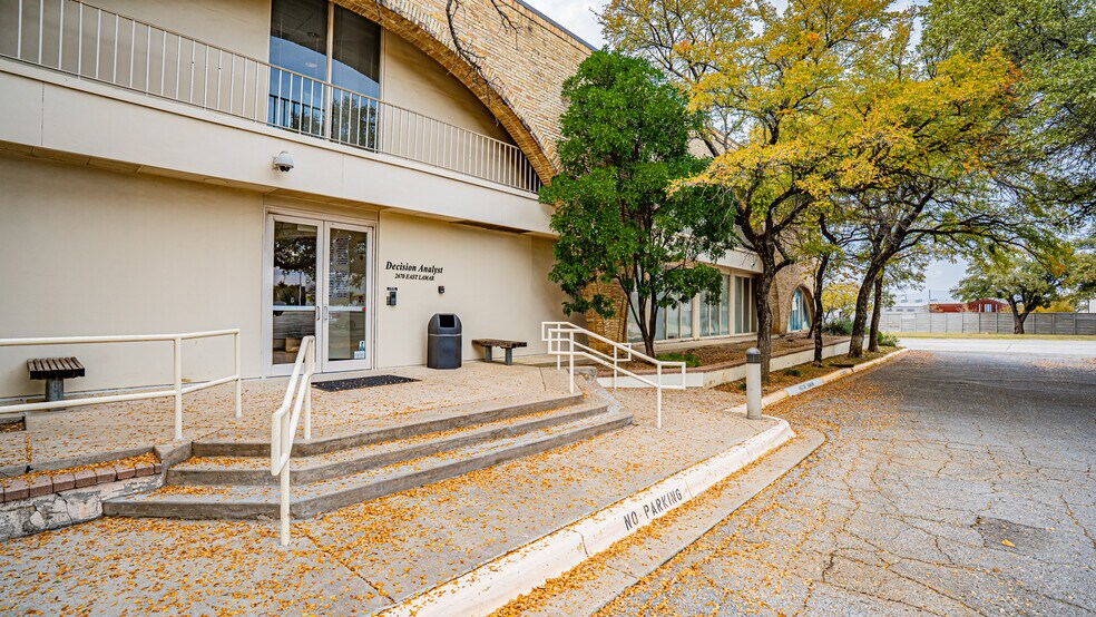 More Photos Of , Arlington Office For Sale