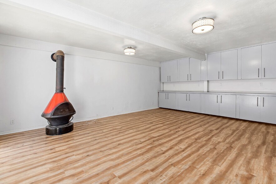 More Photos Of 2749 S Sepulveda Blvd, Los Angeles Multifamily For Sale