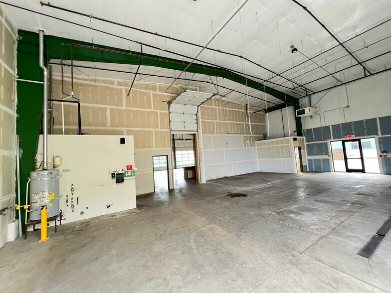 More Photos Of 421 C St, Washougal Warehouse For Sale
