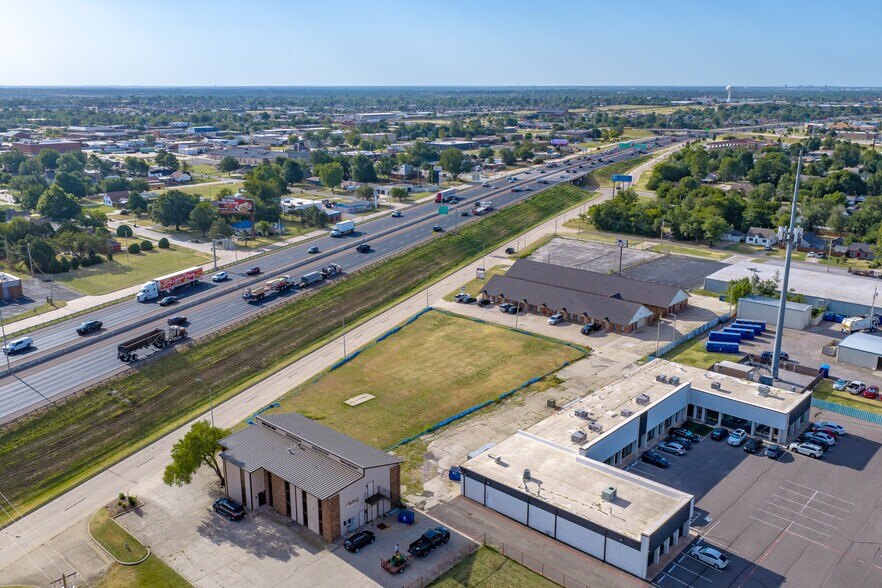 More Photos Of 301 S I-35 Ser Rd, Moore Land For Sale