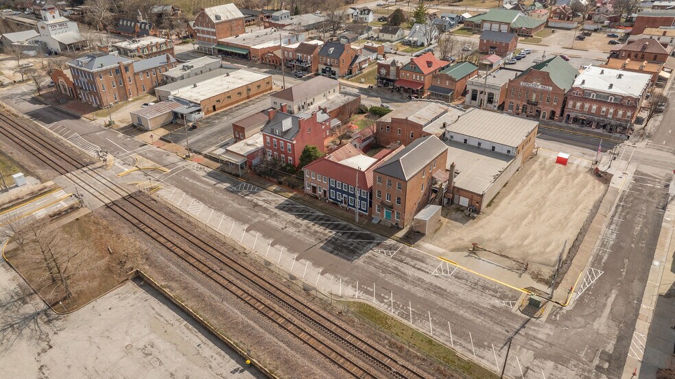 More Photos Of 208-210 Wharf St, Hermann Hospitality For Sale