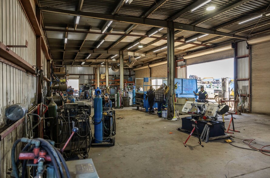 More Photos Of 4300 S 17th Ave, Phoenix Land For Lease