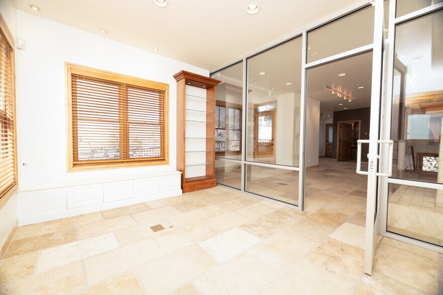 More Photos Of 186 Main St, Park City Freestanding For Sale