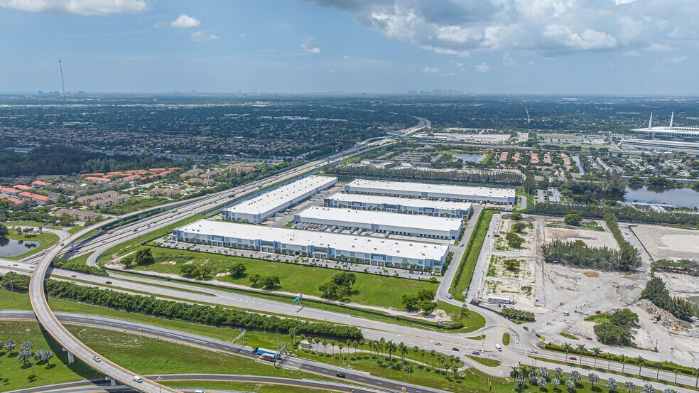 More Photos Of 1620 NW 215th St, Miami Gardens Unknown For Lease