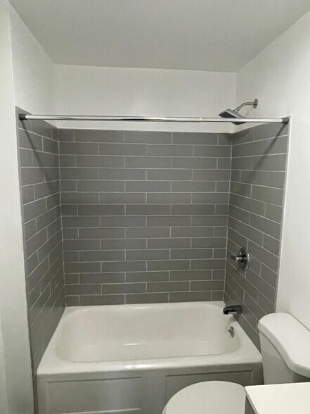 More Photos Of 42 Lester St, Wallington Apartments For Sale