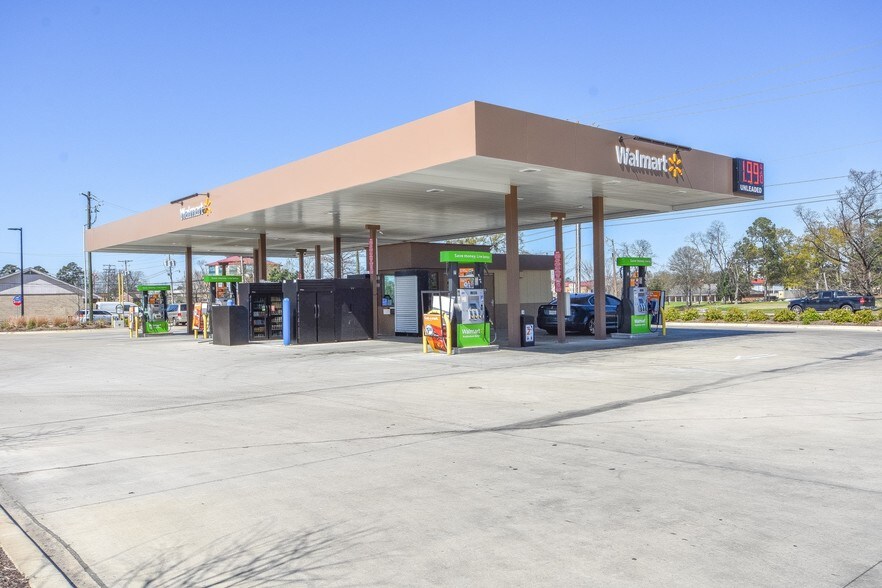 More Photos Of Walmart Market, Alexandria Supermarket For Sale