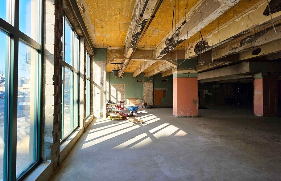 More Photos Of 667 N Broad St, Philadelphia Office For Lease