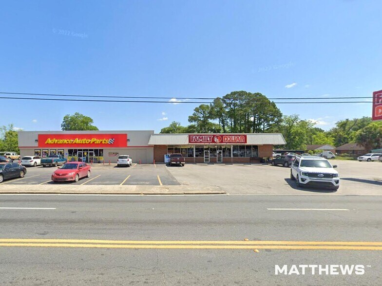 More Photos Of 580 State st, Waycross Storefront For Sale