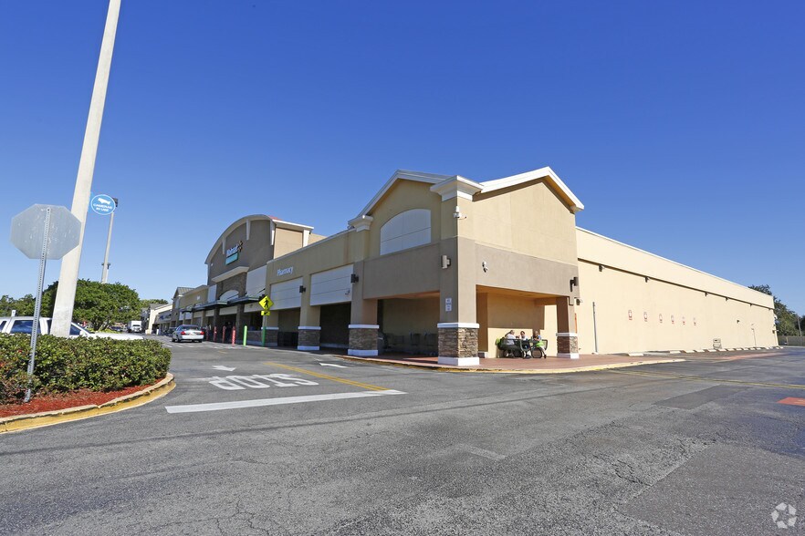 More Photos Of 3400-3430 E Lake Rd, Palm Harbor Unknown For Lease