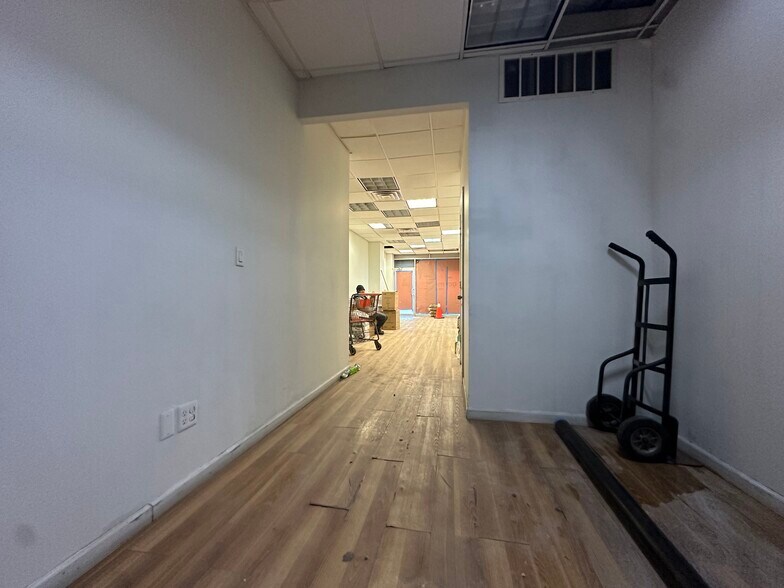 More Photos Of 1042-1048 Westchester Ave, Bronx Multifamily For Sale