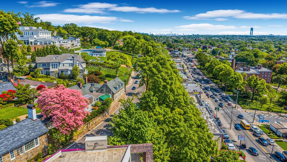 More Photos Of 150 Flagg Pl, Staten Island Land For Sale