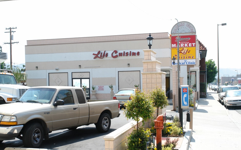 Primary Photo Of 420 W Colorado St, Glendale Restaurant For Lease