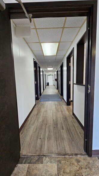 More Photos Of 700 S Main St, Grove Medical For Sale