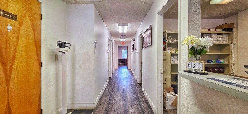 More Photos Of 7412-7426 Community Ct, Hudson Medical For Sale