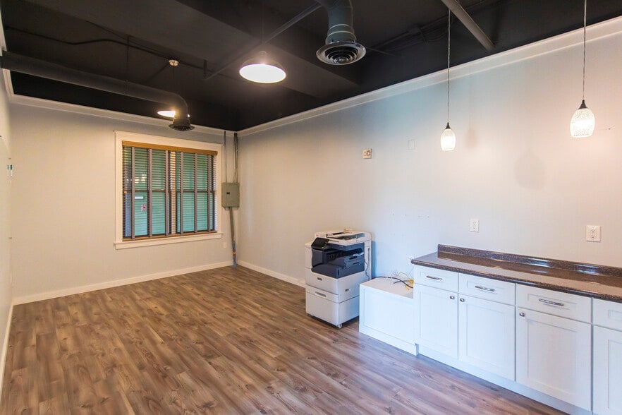 More Photos Of 2050 W County Hwy 30A, Santa Rosa Beach Apartments For Sale