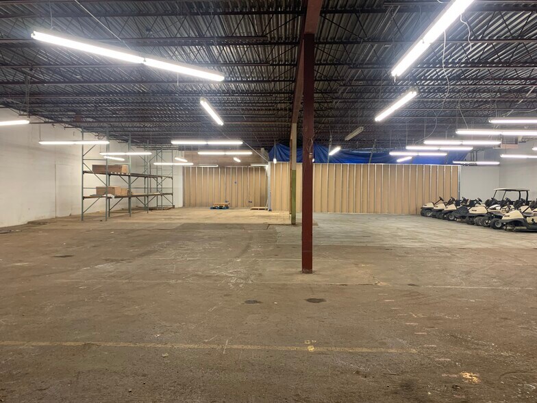 More Photos Of 2110-2130 Columbus Rd NE, Canton Unknown For Lease