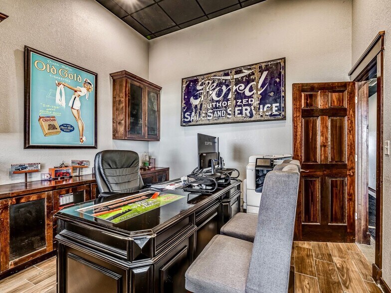 More Photos Of 2238 N Broadway St, Checotah Auto Repair For Sale