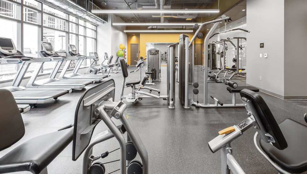 More Photos Of 929 108th Ave NE, Bellevue Office For Lease