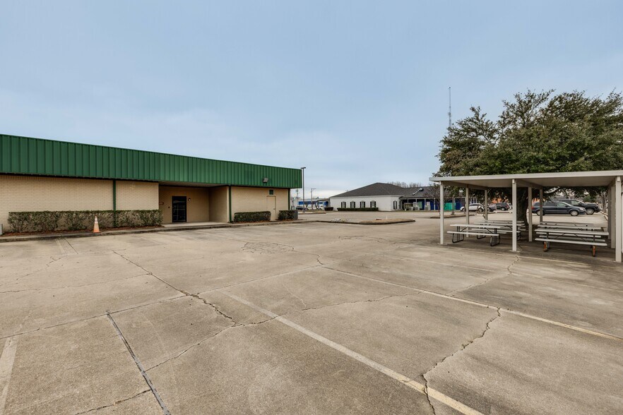 More Photos Of 1301 Hudson Ln, Monroe Office For Sale