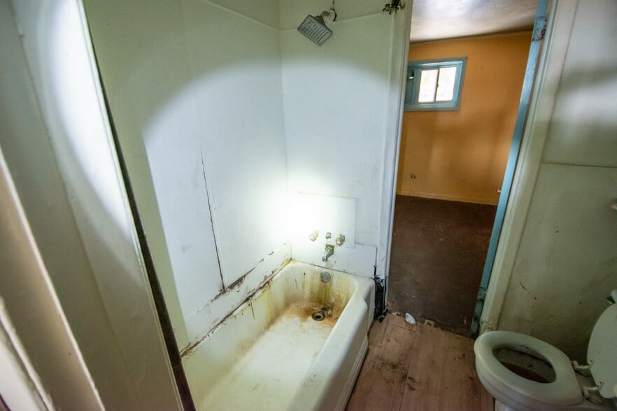 More Photos Of 3425 Martin Ave, Greensboro Apartments For Sale