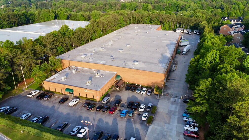 More Photos Of 4820 N Church Ln SE, Atlanta Warehouse For Lease