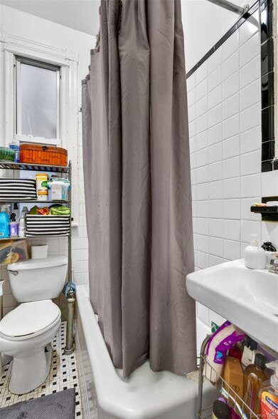 More Photos Of 34 Sutton St, Brooklyn Apartments For Sale