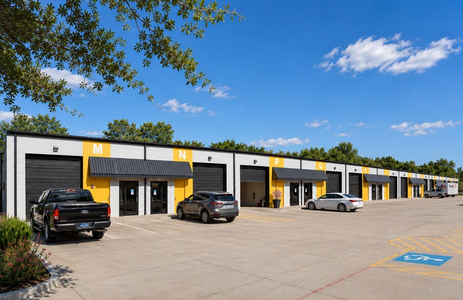 Primary Photo Of 6831 Broadway St, Pearland Warehouse For Lease
